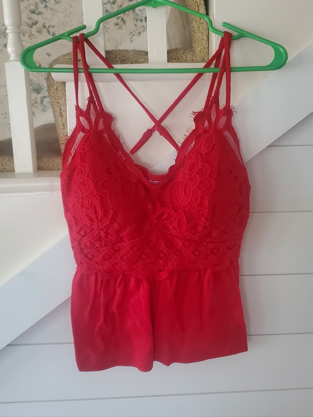Medium Red Criss Cross Spaghetti Strap V-neck Lace Knit Flowy Tank Top